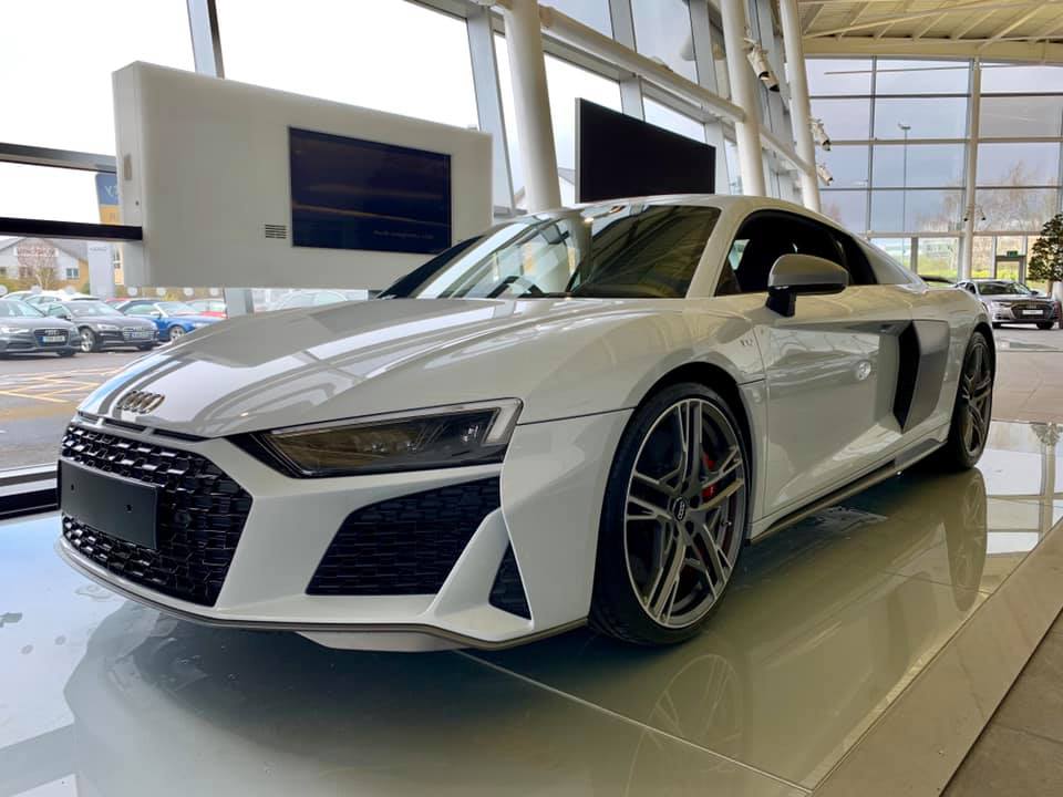 Norwich_Audi's tweet image. BREAKING NEWS! The all new and improved 2019 #AudiR8 has arrived at our #Norwich Audi showroom. 😍🎉

The best day-to-day super car on the market is not to be missed, so come and snap this one up - if you dare!
