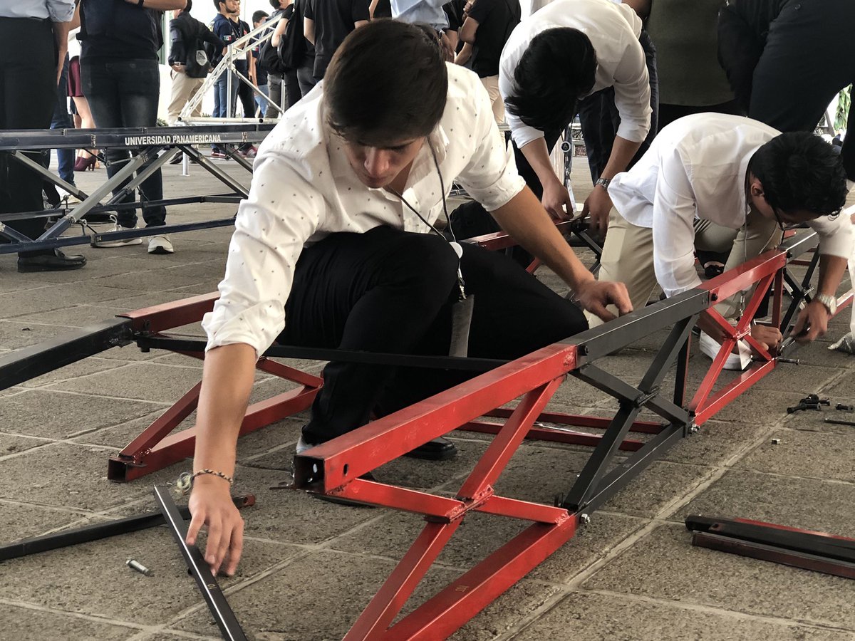 UPGdl's tweet photo. Comienza el primer día del Concurso Nacional de Puentes de Acero y aquí tendremos todos los detalles. #ConcursoDePuentes #ViveUP #ICA https://t.co/pjEuSRyrvA