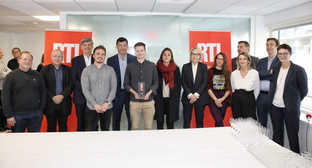 M6campus's tweet image. Félicitations à @ThomasDullin 🥇 @Aurelia_Valarie🥈 et @Romhoug🏅 Lauréats de la Bourse Jean-Baptiste Dumas 2019 #BourseDumas 📻🏆 #rtl #concours