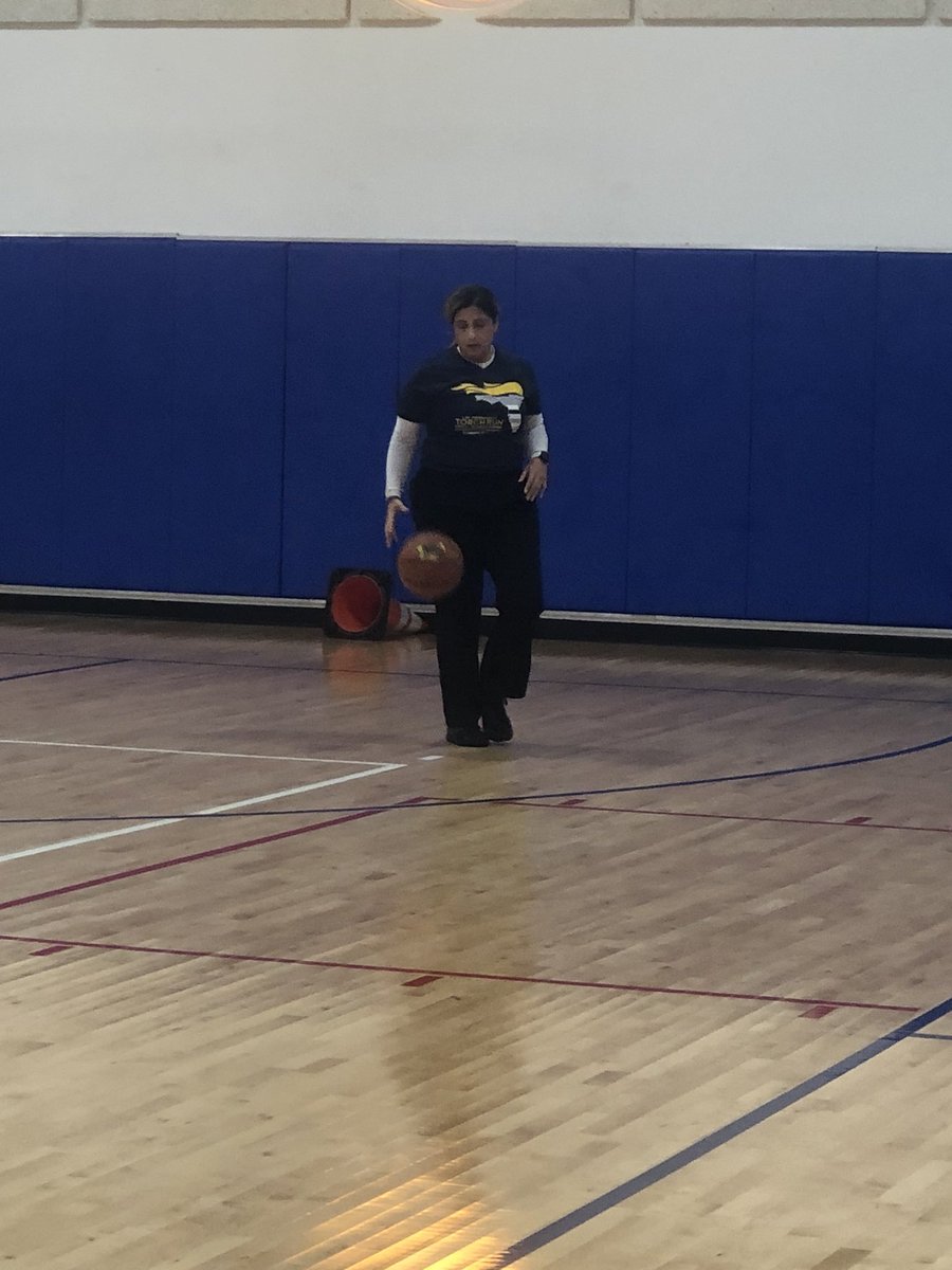 SergeantNJoseph's tweet photo. Happening Now: 💥💥💥💥 Mayor @Ogilbert and @MGPDFL officers participating in the #SpecialOlympics #shootathon #shoota100 #2019 #BTF @CityofMiaGarden https://t.co/av8ah0ngWW