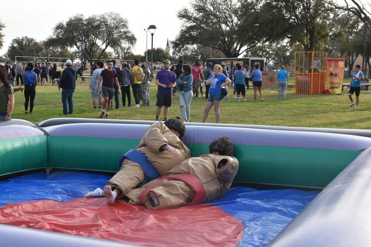 You guys! We have a TON of pictures from our Spring Fling! Here is just a sneak peak!!! 

To check out our full photo album, visit our Multicultural and Student Activities Facebook page!!! #ramfam #springfling #studentorgs #studentleadership #angelostate
