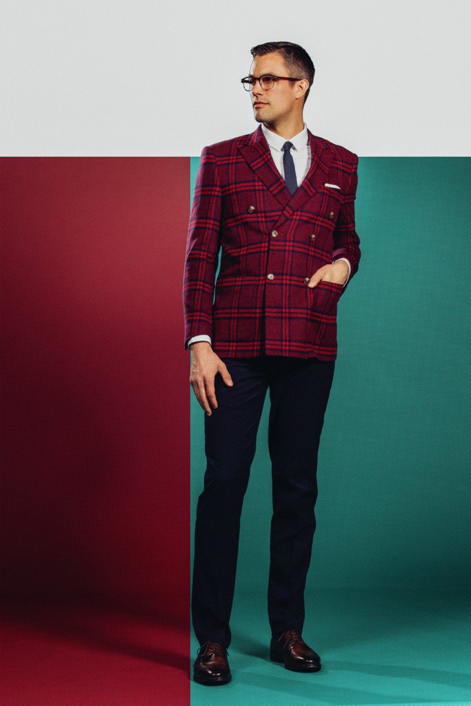 bloompartykc's tweet image. Looking for a date? Don&apos;t worry about flying solo. You just might meet the love of your life on flight #BloomAir.