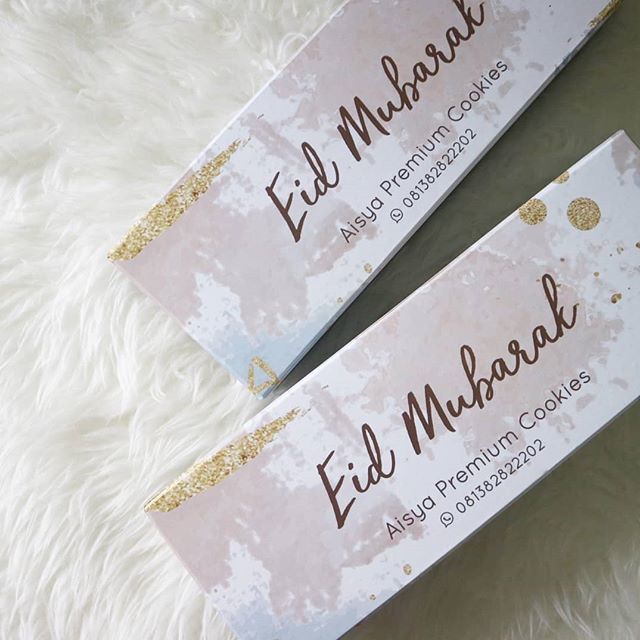 ZaphereStudio's tweet photo. Box kue kering untuk lebaran, bisa custom logo + free greeting card. Amankan slot orderanmu sebelum kita close PO ya. ;) #BoxLebaran #KotakLebaran #kotakparceljakarta #kotakparcelbogor #boxkuejakarta #boxcustomjakarta #kotakparcel #kotaklebaranjakarta #kotakcustomjakarta #ko… https://t.co/HsPNFz6JkK