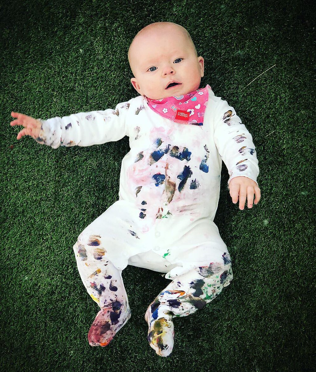 EmmaJB1985's tweet photo. Arwen loved #MessyPlay yesterday with @TickyLowe #ruthincraftcentre #paintkitchen #rainbow #promotingcreativity https://t.co/Is0L1jY0sQ