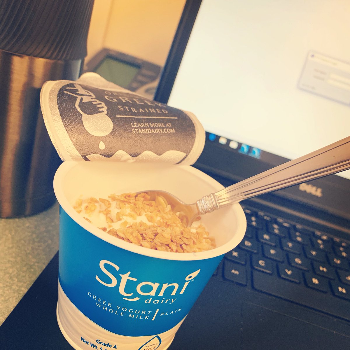 StaniDairy's tweet photo. Start your work day off right with Stani 😋🥣🤗 #stanidairy #artisanstrainedgreekyogurt https://t.co/nhnLALRnYm