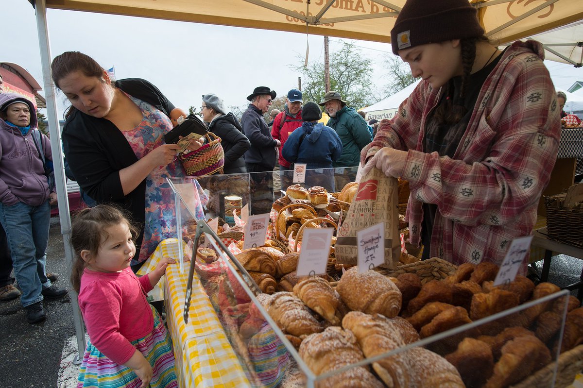 PTfarmersMarket's tweet photo. Farmers Market Open this Saturday! 9am-2pm, uptown. Red ribbon cutting, goat parade, live music with Kristin and Otto Smith, kids activities, farm-fresh food, more!- https://t.co/GwGnQuOq7r https://t.co/vTx5OOuThy