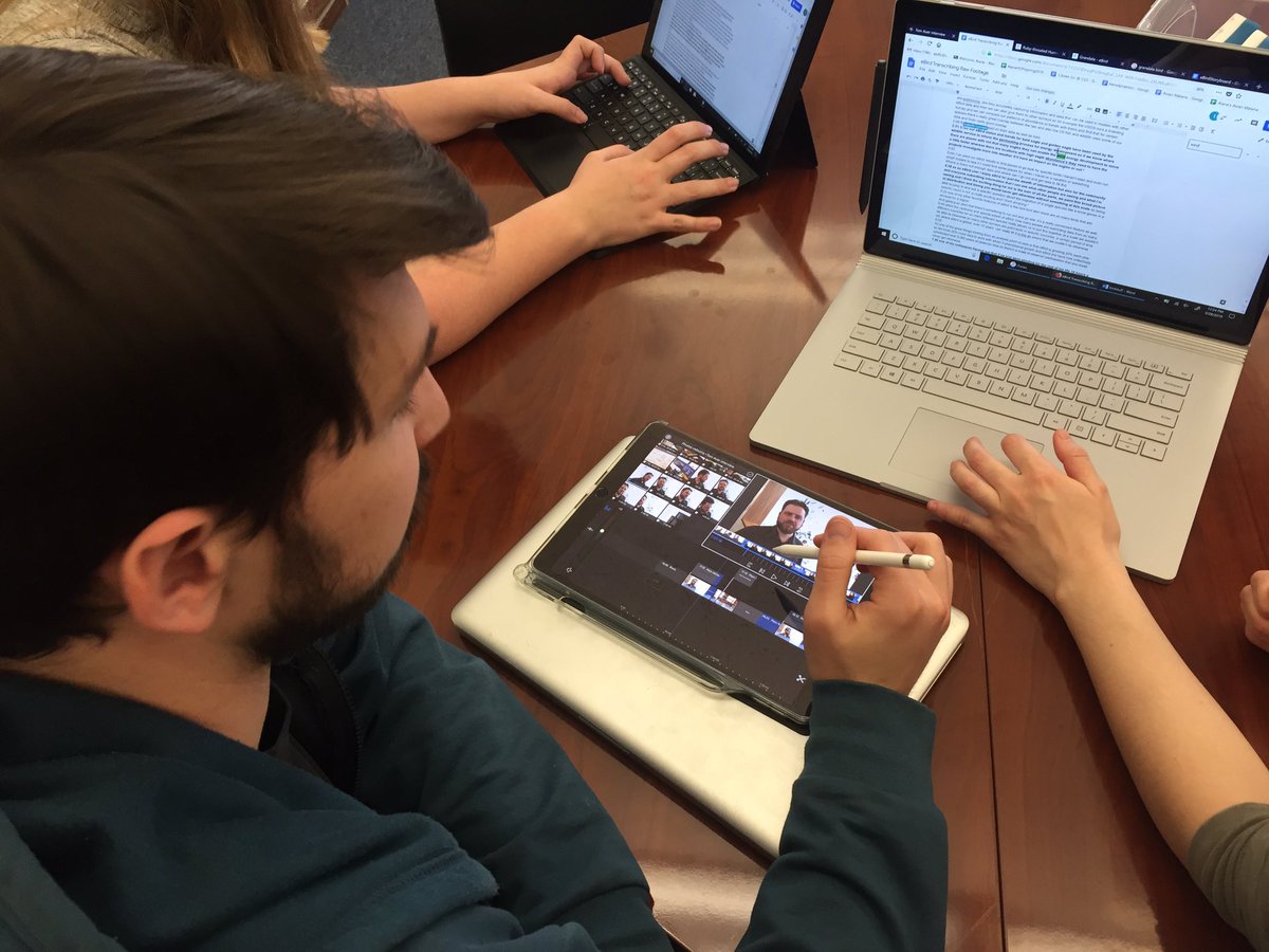 CornellEngComm's tweet photo. These #CornellEngComm students are working hard editing their #scicomm video which is focused on #citizenscience and #birds. @CornellBirds @cornellsun https://t.co/2MK37YJrdP