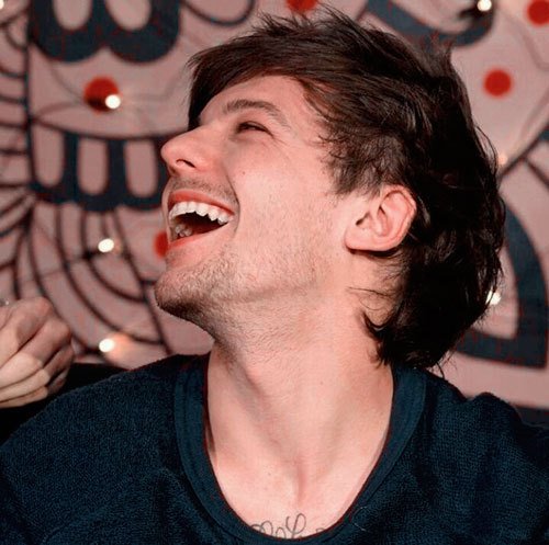 hltsoft's tweet photo. Porque no hay garantía de que ésta vida es fácil.
#LouisTomlinsonBBMAs @Louis_Tomlinson https://t.co/tgTW1rrot0