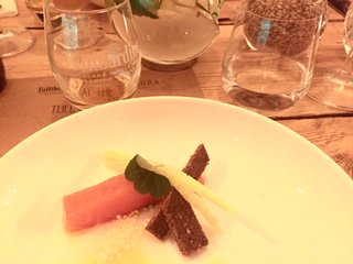 Can whisky be paired successfully with food? Modern eatery Aurora has teamed up with Tullibardine to try. 

olddog.blog/2019/04/04/mod…