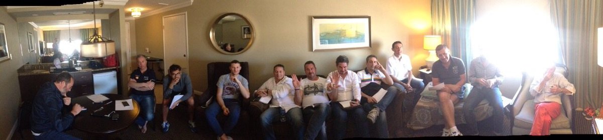 LucioSirch's tweet photo. #meeting a #LasVegas con tutti i #leader, miei colleghi di vita oltre che di #lavoro. Un incontro che ha dato la svolta al nostro #business, che ci ha fatto crescere, sempre all'insegna del sorriso e di nuovi panorami professionali. Mandi! https://t.co/oqGjMAS0z1