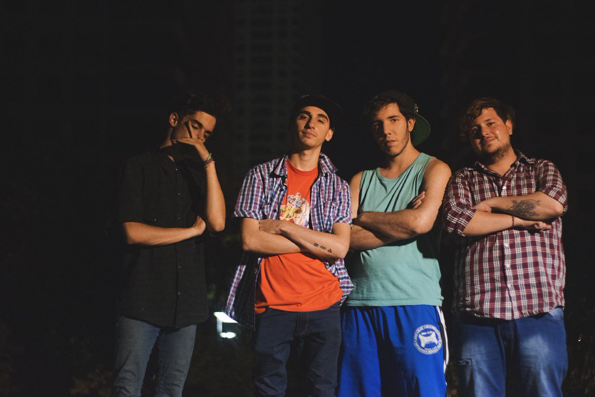 RayKaZX's tweet image. Con los Chowas el año pasado en Puerto Madero