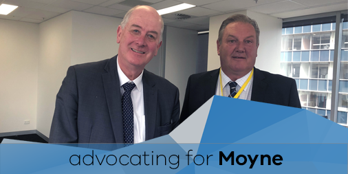Moyne Mayor Cr Mick Wolfe and council officers met with Richard Wynne the State Planning Minister yesterday, to raise the issues of the cumulative impact, proximity to townships, and social impacts that the spread of wind farms is having on residents.
 ow.ly/orHw50p6oUo