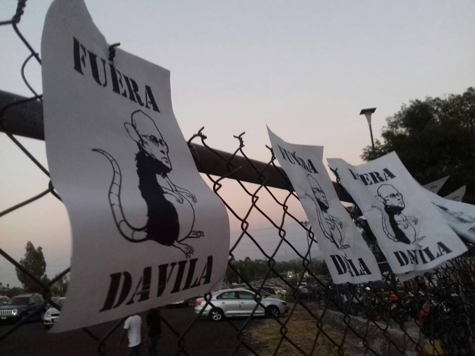 Los aficionados de Monarcas se fueron con todo cuando se fueron en contra de Álvaro Dávila