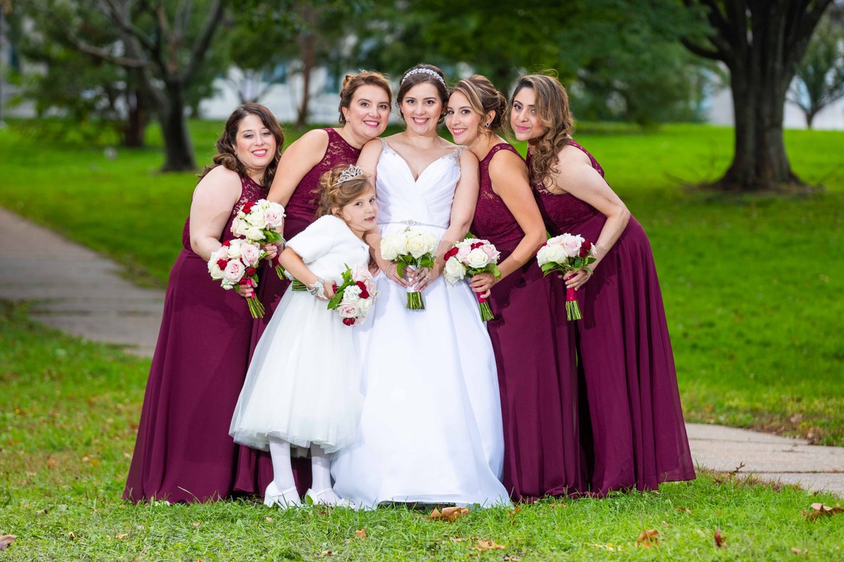 group_ct's tweet photo. Cythia and her bridesmaid!
.
.
.
#wedding #weddingphotography #weddingphotographyCT #CTweddings #CTweddingphotography #bride #bridesmaid #bridalparty #ctphotogroup #weddingphotos https://t.co/7vJNC0Onki