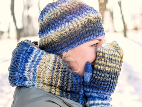 svetok_boy's tweet photo. Winter knit set Hat scarf and mittens set Beanie hat Gift for her Knitted scarf Slouchy beanie Wool hat Womens winter ha Womens scarves #GiftsForHer #BeanieHat 
$26.00
➤ https://t.co/9QcJXVCbtw https://t.co/LEqBRCVpuA
