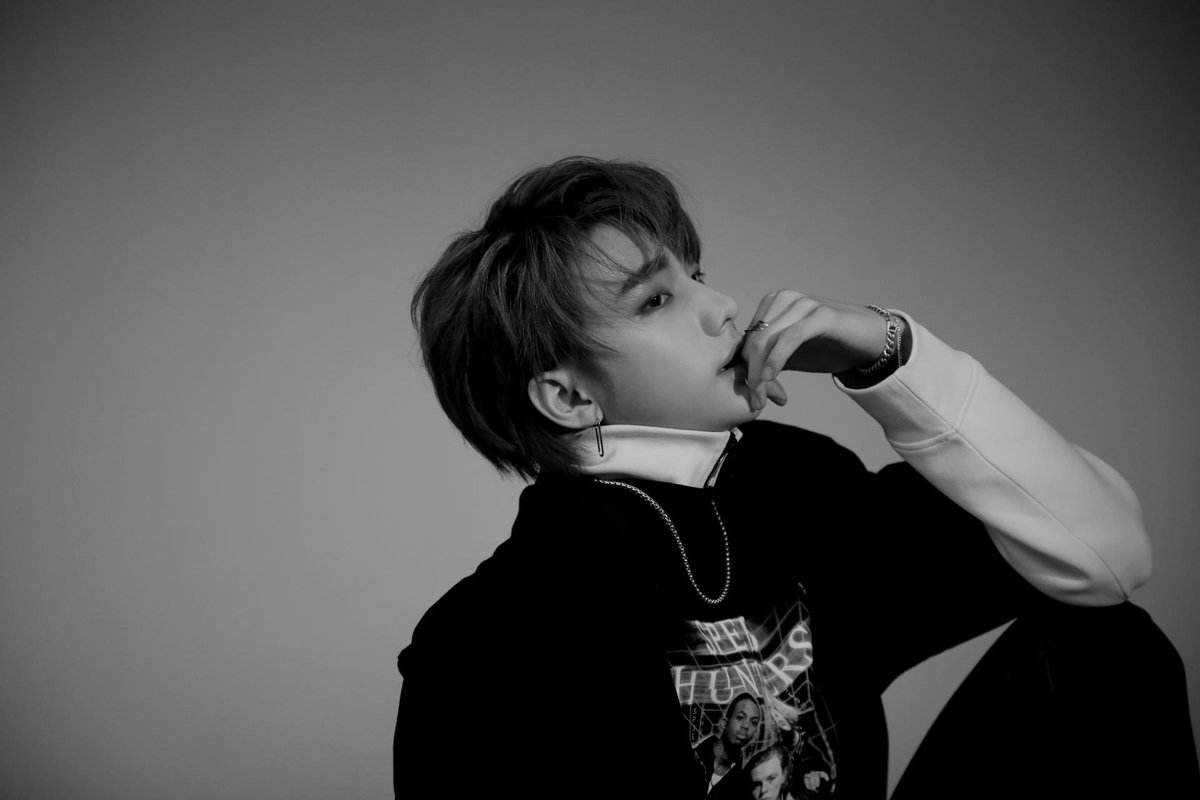 spidaynico's tweet photo. @clumsymeeee #StrayKids1stWin #MirohFirstWin
Also is this international?? https://t.co/81YeH401EH