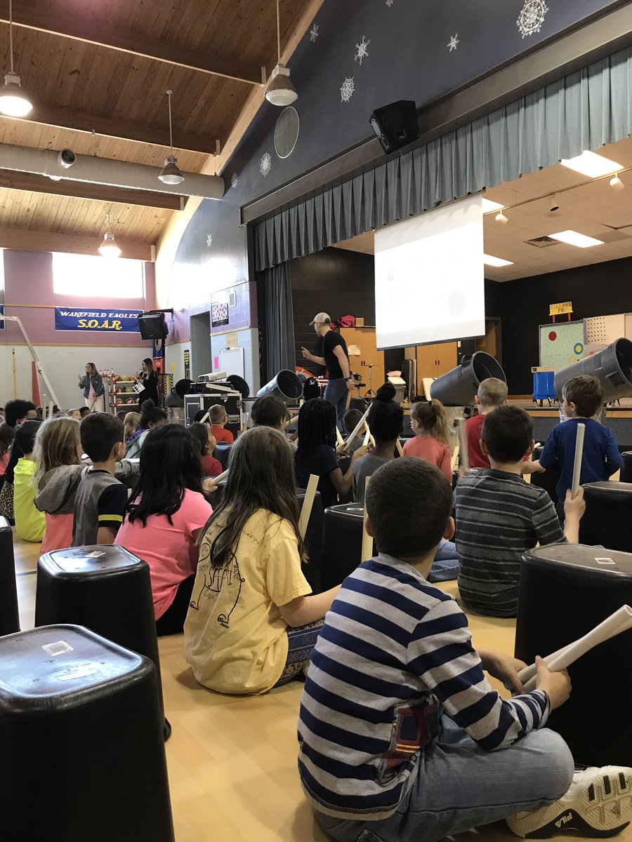 HoskinsCampers's tweet photo. We loved the awesome visit from @NumberDrummer! The kids re-enacting it at recess. ๐#hoskinshappycampers #wakefieldes https://t.co/ukVPeloz2X
