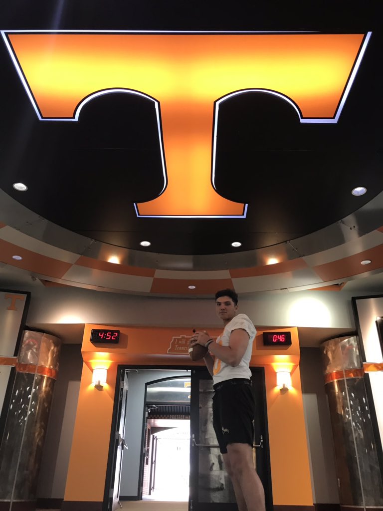 cade_larkins's tweet photo. Had a good visit at Tennessee today! #GBO 🍊 @Vol_Football @JimChaneyUT @ChrisWeinke16 @DC_Pioneers @k_rams10_52 @p_kollie_21 @Dontah1 https://t.co/i4xBHxkzag