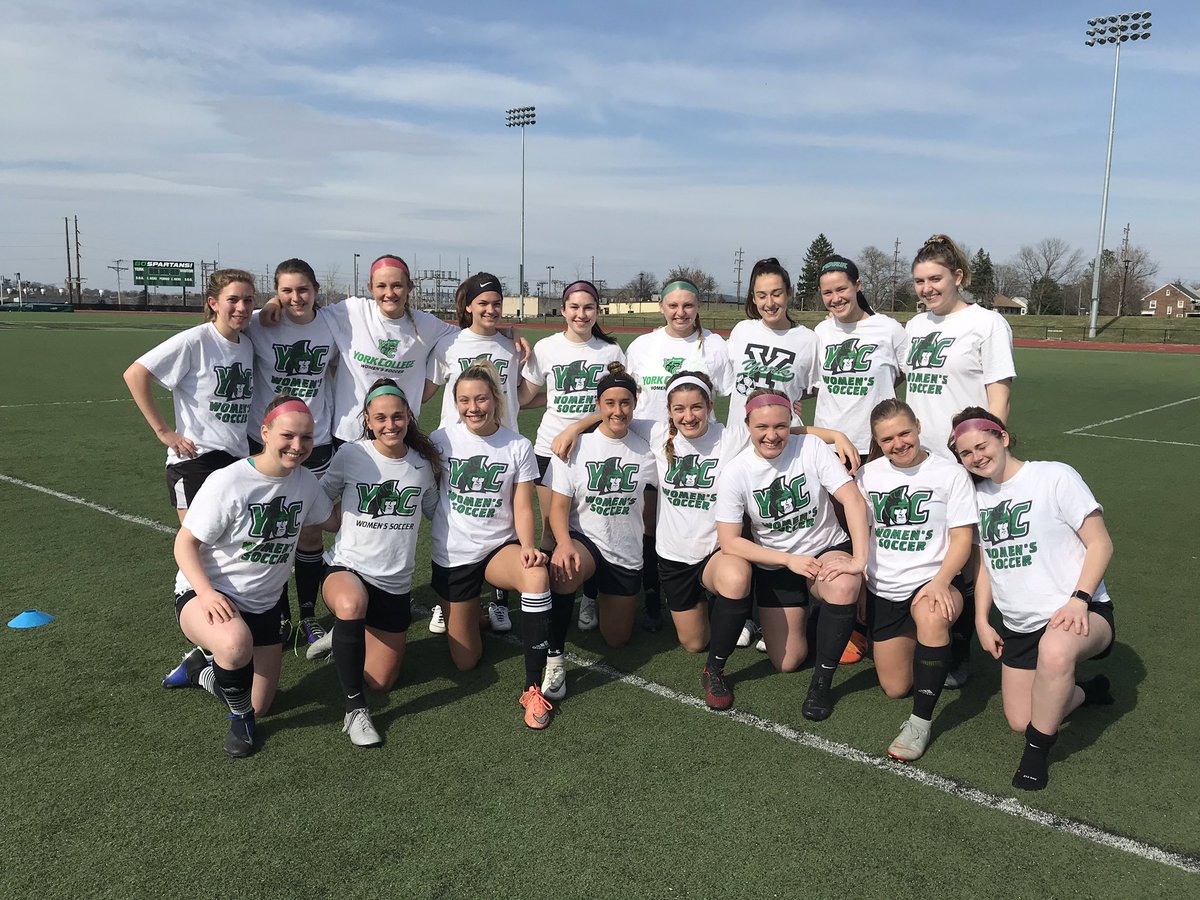 YCPWSoccer's tweet image. Final session of the first week of spring training!! One pre- and one post-session photo! Guess which one is which! #letsgoyork #risingtide #corevalue1
