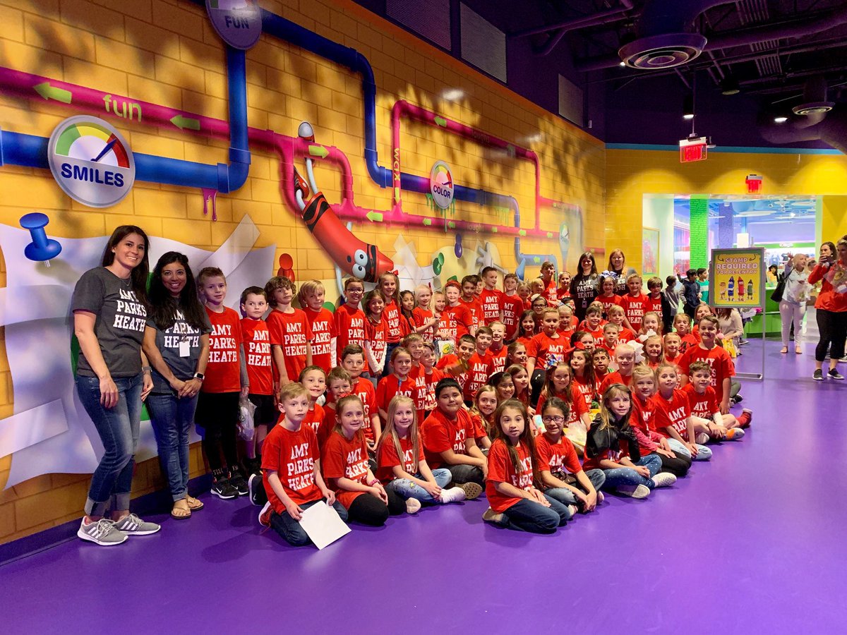 JGraham100's tweet photo. Field trip fun! #WeAreAPHE https://t.co/khd4DfED32
