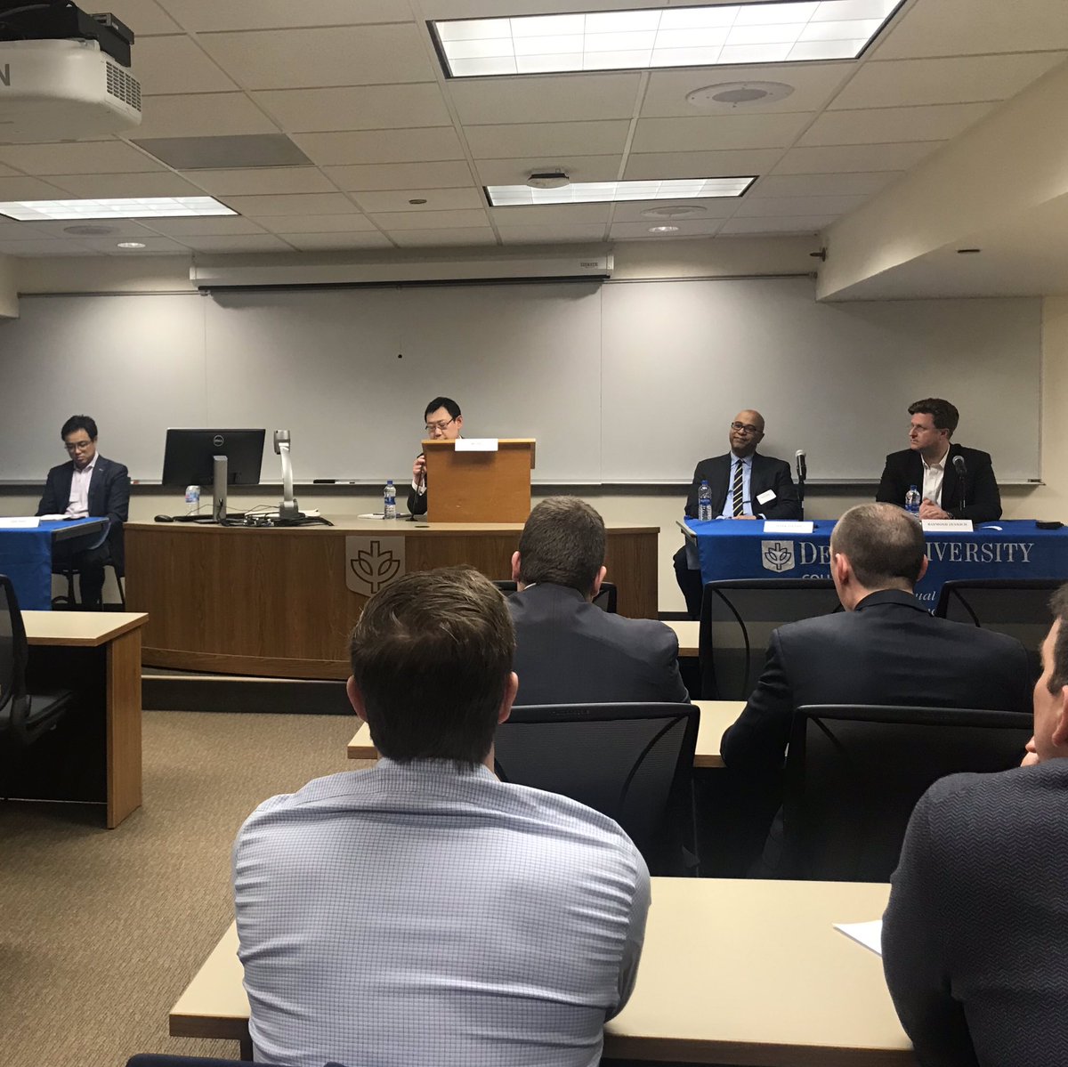 AFriedenEsq's tweet photo. At an additional CLE conference today hosted by #IPLAC (after the ACC Summit earlier today)... This one is an interesting panel on #blockchain tech with speakers from Cboe Global Markets, BP America, Alsop Louie Partners and CME Group. #IPlaw #compliance #fintech #inhousecounsel https://t.co/FngOwAT9cc