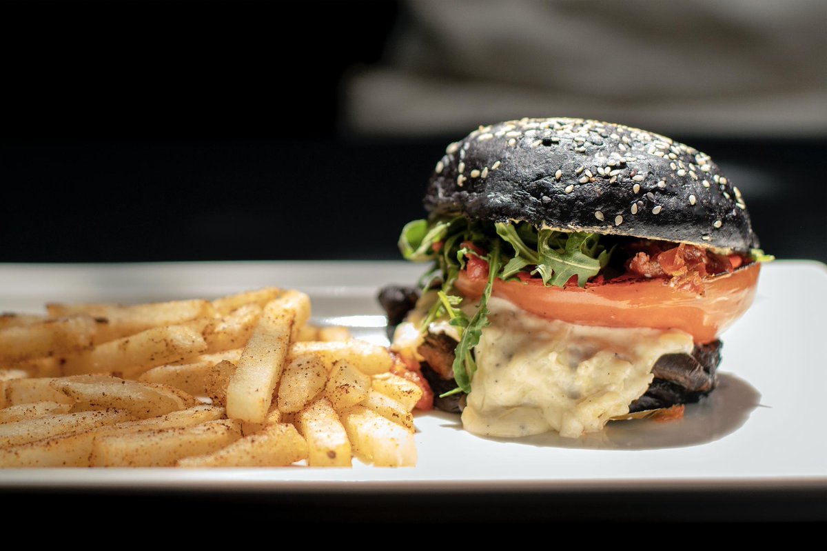 centralitomx's tweet photo. Hamburguesa de Portobello rostizado. https://t.co/q5surd7Wkh