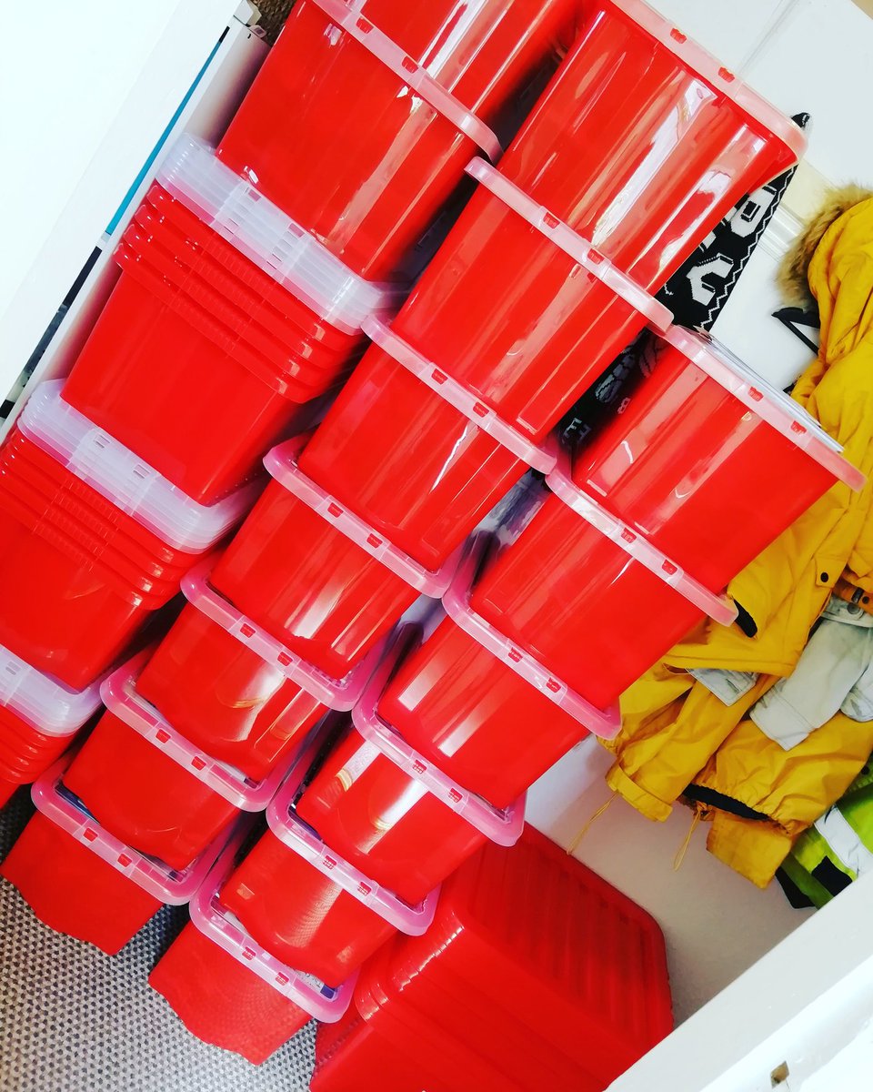 Redboxnelincs's tweet photo. Current #redboxprojectnelincs storage situation 😂🙈 hoping all these boxes have a home not long after the Easter holidays and before baby arrives 😂
#redboxproject #endperiodpoverty #Grimsby #cleethorpes #nelincs #NELincolnshire https://t.co/xWwsze37h9