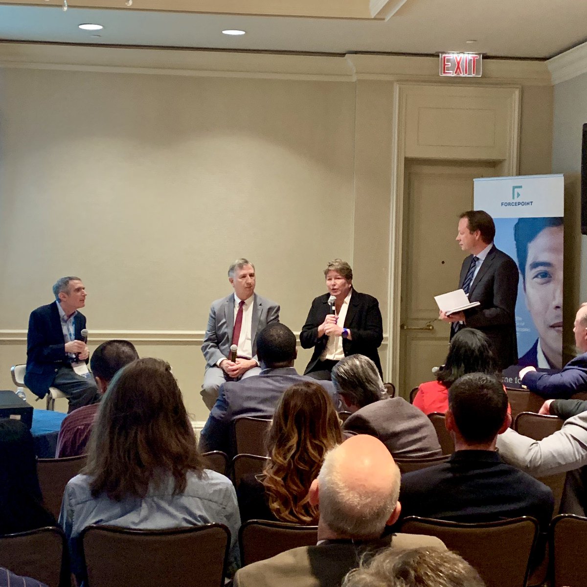 CyberScoopNews's tweet photo. At #ForcepointCLF, @PonemonPrivacy's Dr. Larry Ponemon, @SBAgov's @guycavallo, @Microsoft_Gov's @AdamsSusie and @Forcepointsec's Antti Reijonen are discussing cloud adoption trends in government https://t.co/IbYD5zxCo5
