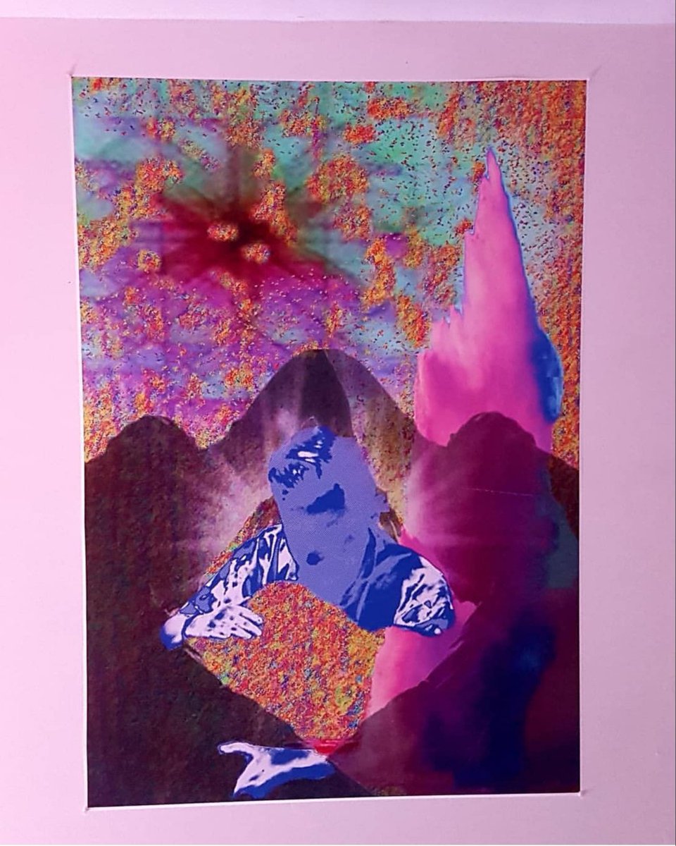 wearestash's tweet image. After some prolonged hibernation, we're back on it.
Here's photos from last October's Garage Gallery exhibition featuring our own GK Field. Better late than never : )
Exhibitions lined up for the summer, so watch this space - and follow wearestash &amp;amp; GarageGallery62 on instagram.