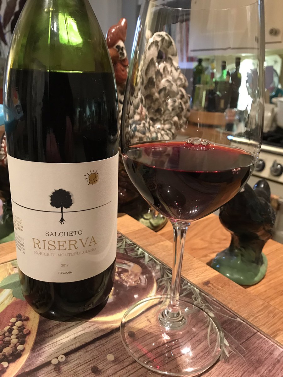 pietrosd's tweet photo. #yearofwine2019
Salcheto Riserva 12’
Nobile Del Montepulciano 
Sangiovese Prugnolo Gentile 95%, Colorino 5%
Beautiful wine🇮🇹🍷frm @ButlersWine 👍@jimofayr @RichLJames @JamesHubbard113 @WineMan147 @andrij_wine @andreacarozzo4 @champodelux @TheFermtdFruit @thewinetattoo @ricasoli99 https://t.co/AVfta4jhSh
