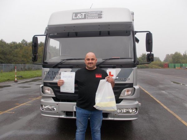 LandTTransport's tweet photo. Earn your Driver Qualifications with us, like Andy did!
Book your course today https://t.co/2iXJMrd9Dj email info@hgvtraining.net or call 0800 542 0721
#HGVdriver #HGVdrivertraining #HGVtest #DriverCPC #DriverQualifications https://t.co/nqi4bH3XPs