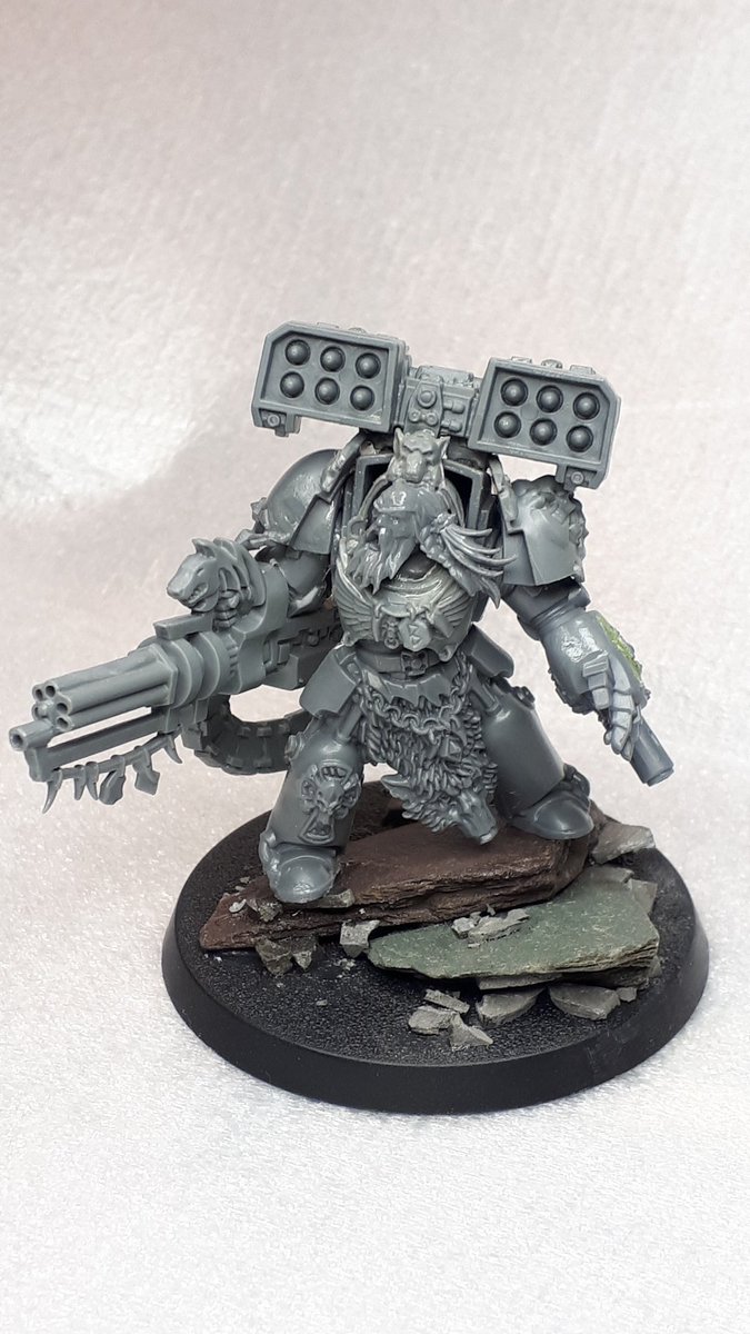 VIth_Primarch's tweet image. Wolf Lord Gunnar Red Moon for my super-heroic game against @nick_bayton in Warhammer Live next Friday!