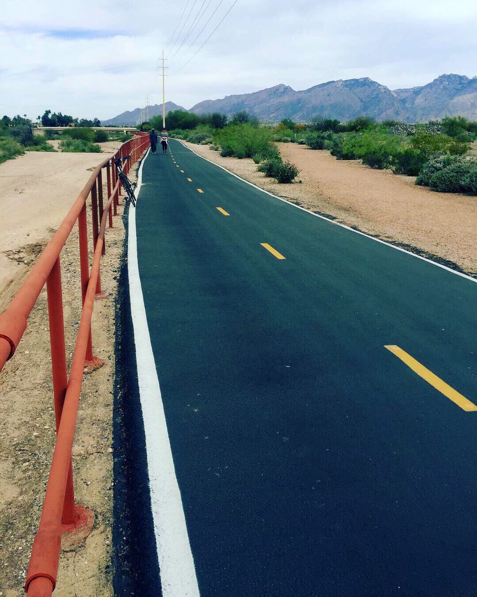 totallytucson's tweet photo. Happy #ThrowbackThursday, #Tucson! 80’s and cloudy today. #Biking again on #LoopTrail east of Tucson. Cool, a bit of wind, and a rush back heading west again. Love moody skies in #Tucson - refreshing change from all that sun! #totallytucson #highdesertaction #cycling #biking https://t.co/UTvp8cxsSk