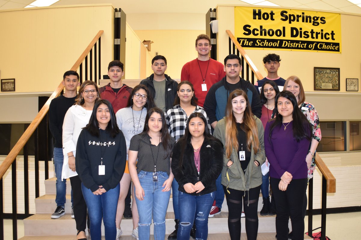 HSSD_Trojans's tweet photo. 20 #HSSD students have received an Arkansas Seal of Biliteracy, which is a national certification that encourages students to pursue biliteracy, and provides a permanent honor on transcripts and resumes for future employers. See: https://t.co/8cgB9E1lVE  #ARbiliteracy https://t.co/vaFo8Jvwd2