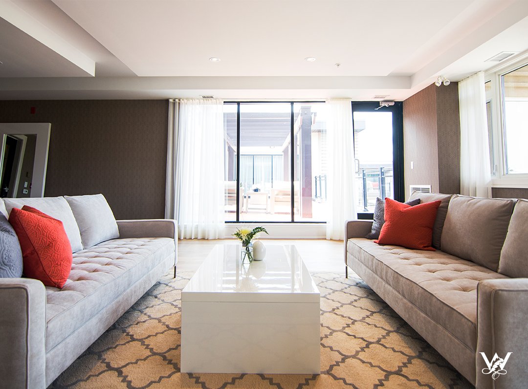 VDProperties's tweet image. We have so many great projects going! But they wouldn't be if it weren't for successful past projects like Wyndham Place in Oakville. 

Wyndham Place is done in VANDYK's signature finishes &amp;amp; inspired by Frank Llyod Wright.

#VANDYK #Oakville #tbt #vandyklegacy #condodesign