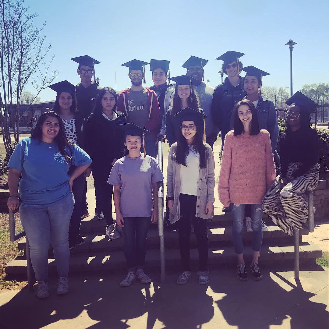 ib4lee's tweet photo. Check out #IBseniors!  Most of them picked up their cap and gowns today!   They only have 39 more school days left!! https://t.co/MasK8pvRuu