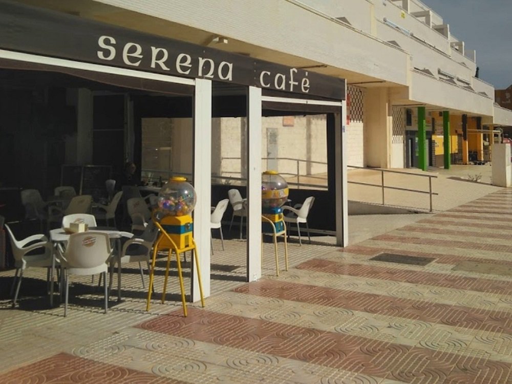 RedGlobalv's tweet image. Serena Cafe Bar, Urb. Roquetas de Mar (Almeria) Spain, tu lugar de encuentro en Roquetas de Mar!! serenacafe.weebly.com
