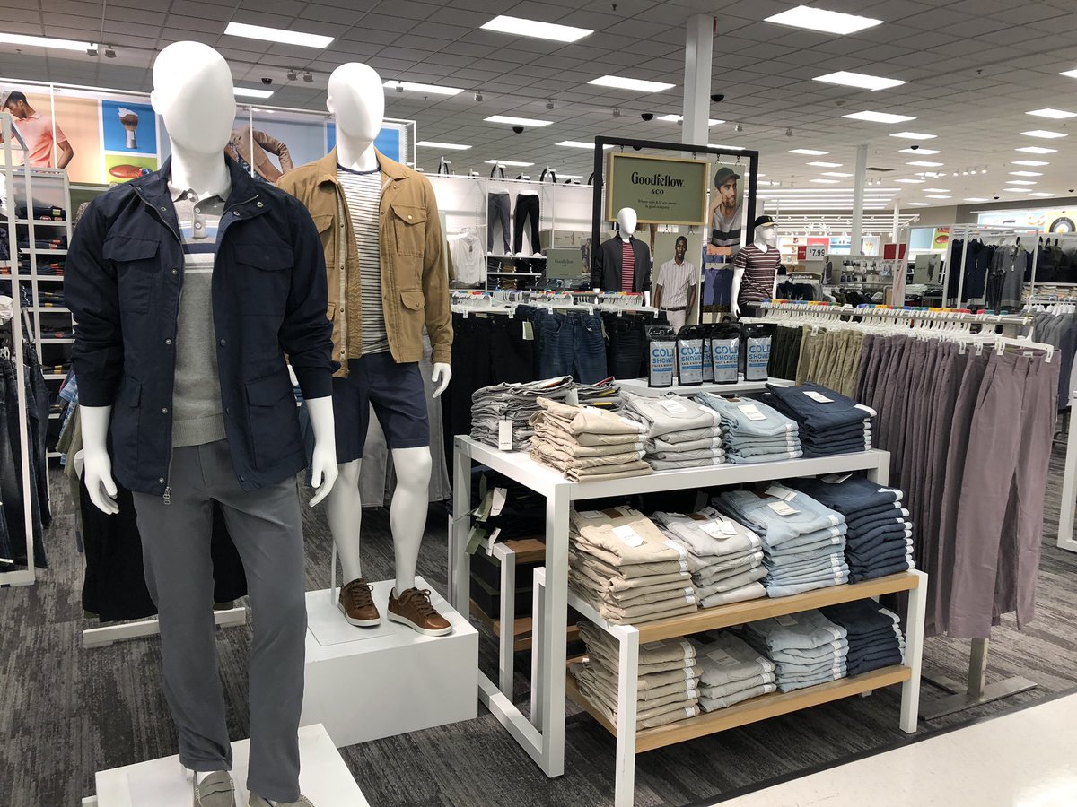 moriah_targetVM's tweet photo. Big changes in the men’s #goodfellow floorpad at #t1768! 👕👖 So many good buys for #spring to boot! 🥾 @Kaitlin_Schager @kurtgriebel @TargetTess https://t.co/SGVADjrU82