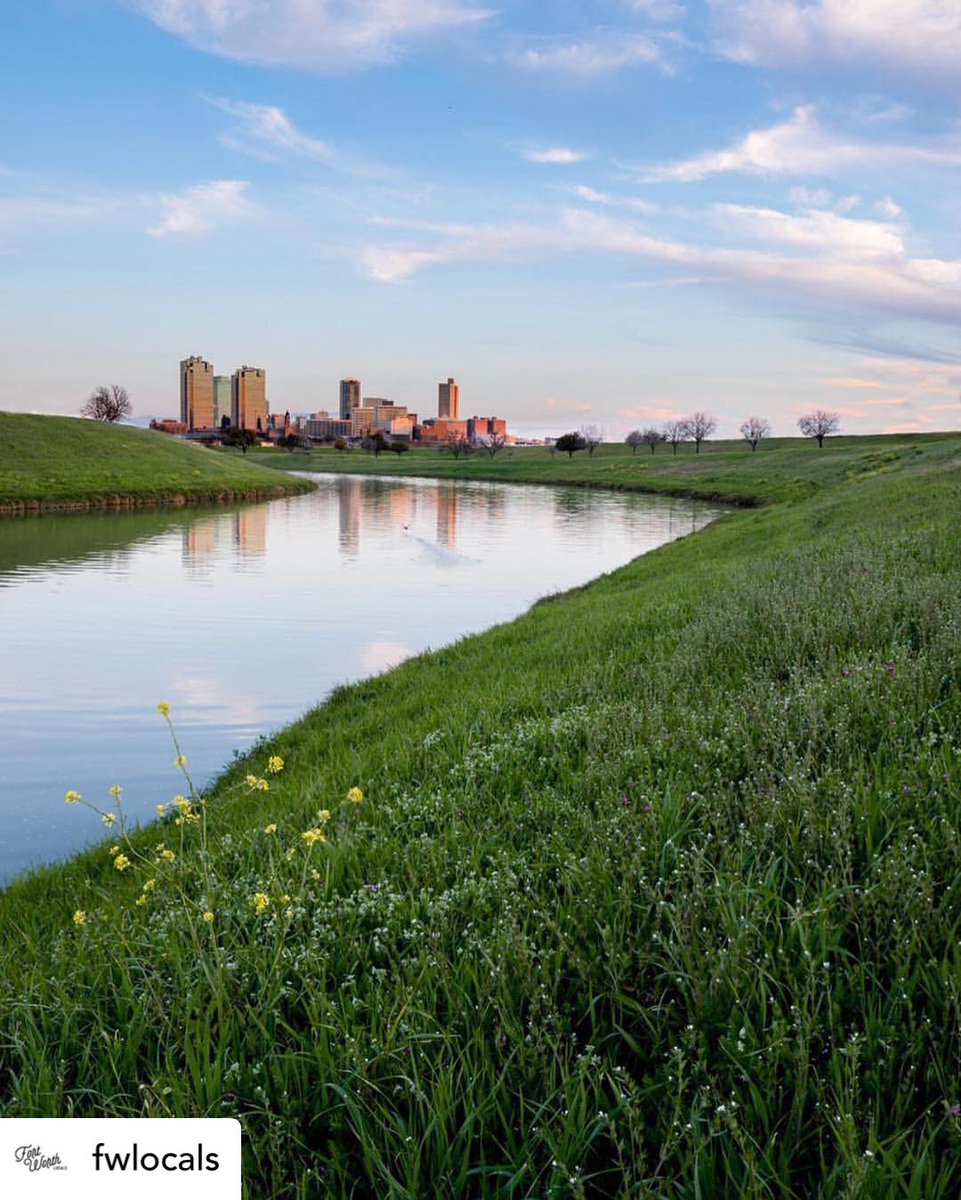 WorthResidences's tweet photo. Spring in Fort Worth🌷📸:@chrisstrong_to_go

#TheWorth | #FortWorth | #TrinityRiver https://t.co/xD1JNYXPwd
