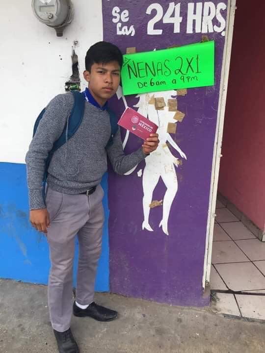 Tonyvachi's tweet photo. AMLO es el sugar daddy mas cabron que se ha visto en todos los tiempos https://t.co/4rkR8iRlwQ