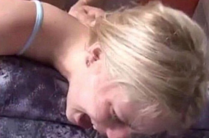 DetriYoung's tweet photo. When her safe word is “flower” 
but she keep saying “flour”. https://t.co/aqQ81YL6aO
