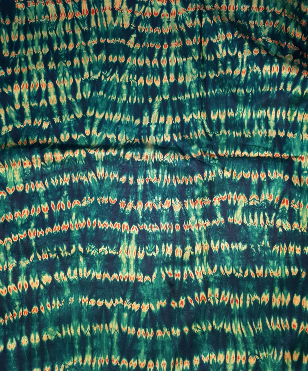 ToluBabyGirl's tweet photo. These heavy #Adiresilk did not even make it to Twitter/IG before they were taken off 

They came in today and they are gone.

3 yards, double length, N7, 000 only

I am your #AdirePlug. https://t.co/Ek56k8YAil