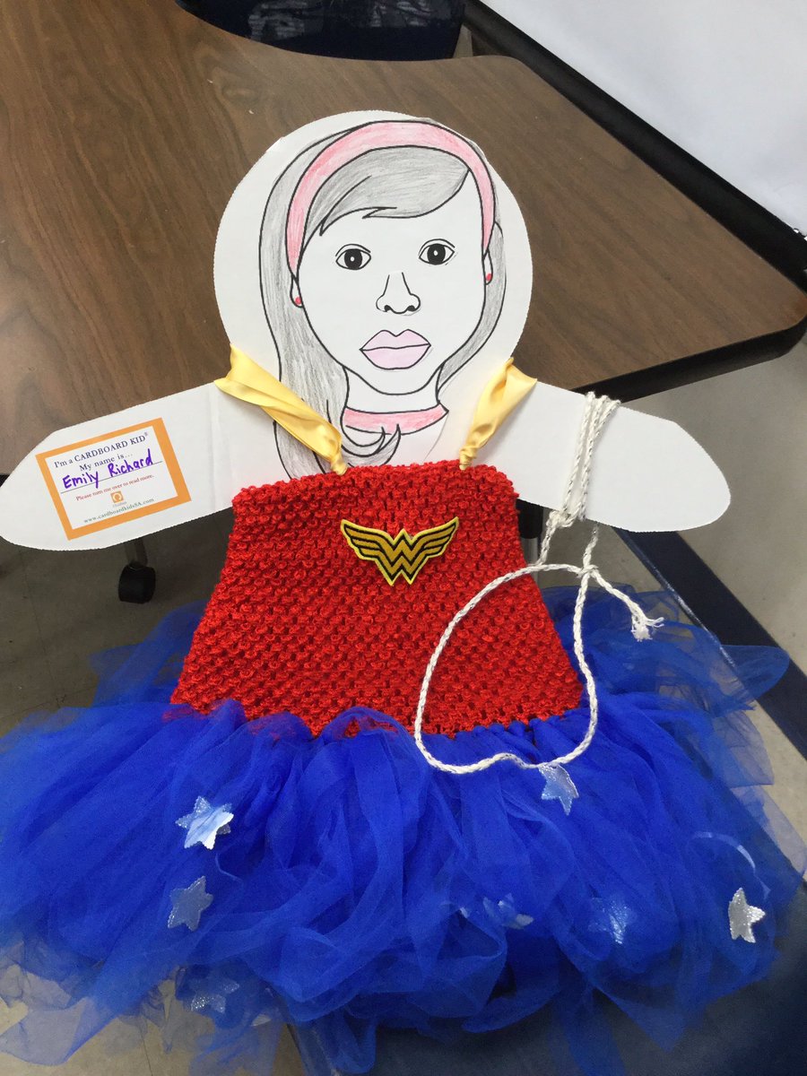 GonzalezML07's tweet photo. @NISDGlenn #ThisIsGlenn #cardboardkid
@michelleRfine @JGELEMVP @rolvera11 https://t.co/qUr24ASdGa
