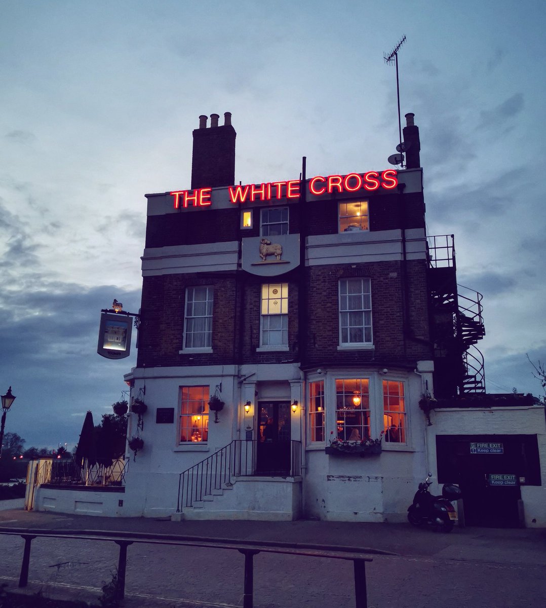 White Cross Pub tweet media