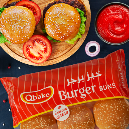 QbakeArabia's tweet photo. Qbake Burger Buns, for your perfect burger
#Qatar #Doha #MadeinQatar #Qbake #BakedFresh
استعملي خبز برجر Qbake لصنع أفضل وألذ سندوتشات برجر.
#قطر #الدوحة #صنع_في_قطر #Qbake #مخبوزات_طازجة https://t.co/35BIK0xRjk
