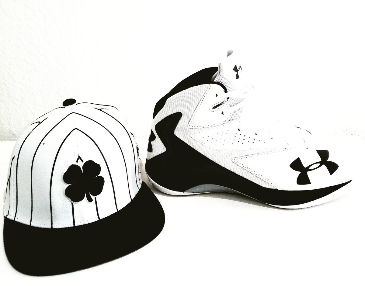 Quantumperform1's tweet photo. Pair 22 - Under Armour High Tops w Black Clover Lucky Pinstripe Hat
(had to show the great matching gear π)
#underarmour #blackclover #lucky #instagram #instapic #instagood #instamood #picoftheday #photooftheday #beautiful #gym #lift #love #fun #quantumperformancetraining https://t.co/Rtv41k8ByU