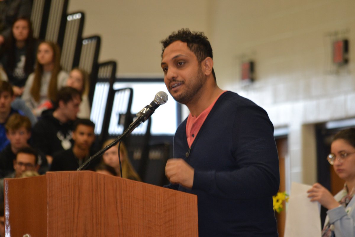LCPSOfficial's tweet photo. International Youth Summit Opens, https://t.co/hY8ZCVvtLy #LCPS #Loudoun https://t.co/JhDogZnSgT