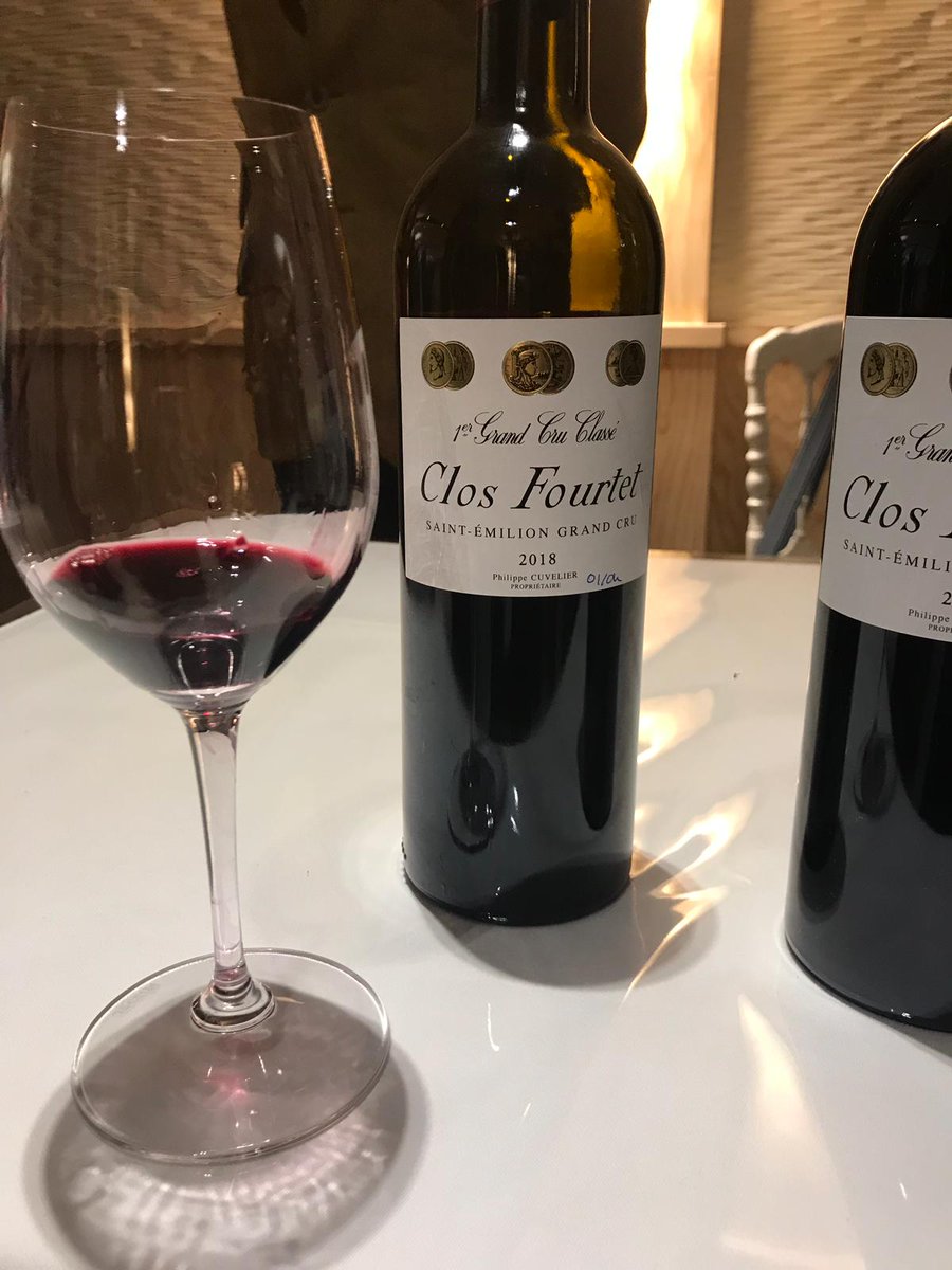 MillesimaFR's tweet photo. #MillesimaBA
Petite rétrospective sur la journée de nos blogueurs hier…. Une journée bien remplie qui les aura conduit à explorer la rive droite de Bordeaux avec @Wine_Memoir, @TasteUnlocked, @Wine_Cuentista, @antonmoiseenko et Debbie Gordon @amustread… https://t.co/PWk6LeiWTp