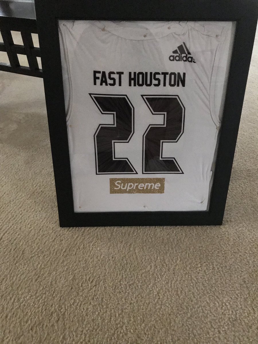 RoSimonJr's tweet photo. Rest in Heaven @ogjaso
#FlyHigh87 π₯ https://t.co/sCrysDVPaL
