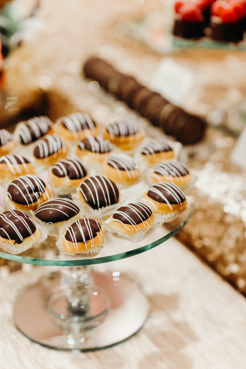 The perfect bitesized treat: Vanilla bean mini cream puffs topped with dark chocolate

#dessertfirst #creampuff #tastytreats #catering #vscofood #beautifulcuisines #foodart #homemade #sweettreat #foodiefeature